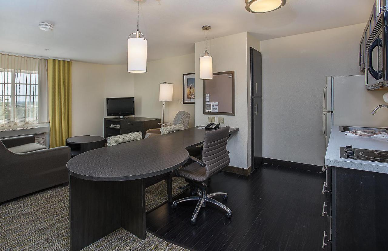 Candlewood Suites Louisville Airport By Ihg Bagian luar foto