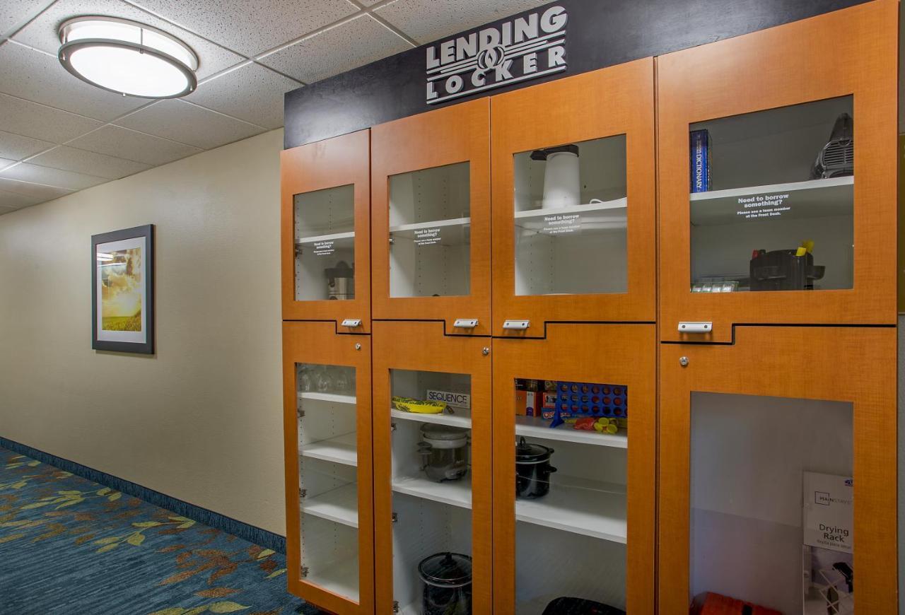 Candlewood Suites Louisville Airport By Ihg Bagian luar foto