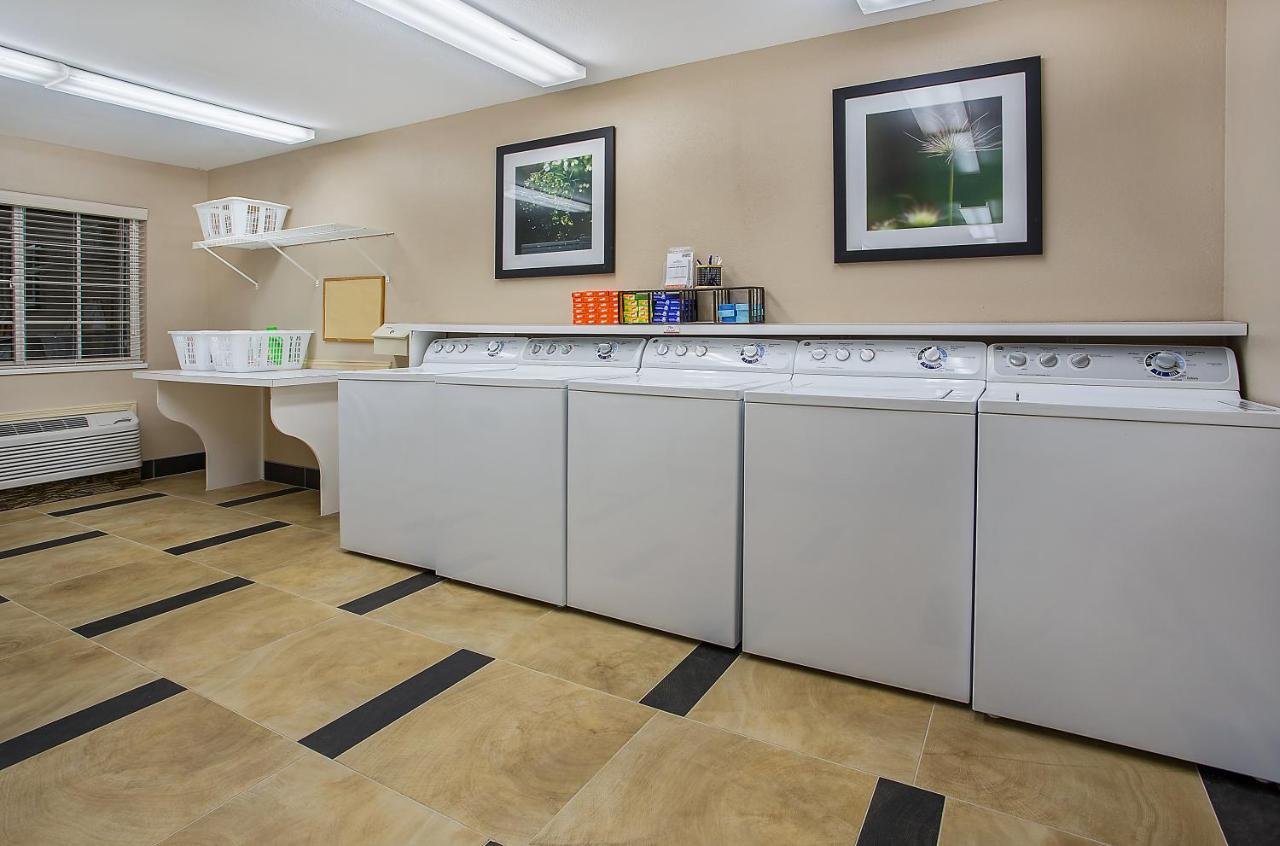 Candlewood Suites Louisville Airport By Ihg Bagian luar foto